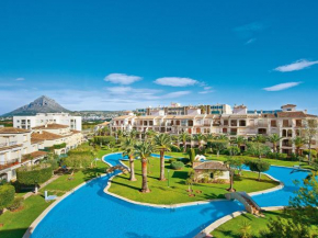 Apartment La Isla C12 by Interhome